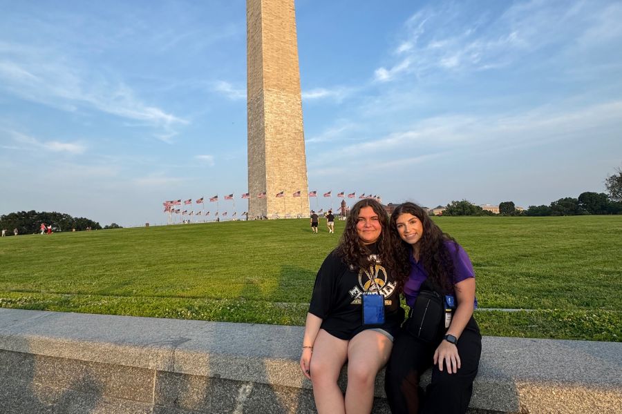 Taylor Telecom-sponsored high school students at the Washington Monument during the FRS Youth Tour in Washington, D.C.